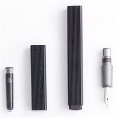 Hugo Boss 时代系列墨水笔 HSQ8062 黑色 43 – 46g 0.55mm / F尖
