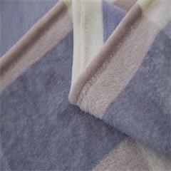 恒源祥/Reigee 简约格绒毯 HYX007MT 聚酯纤维 约600g 180*200cm